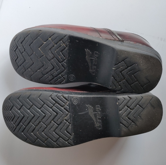 Dansko Clogs - Picture 2 of 8
